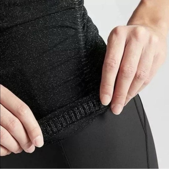 Athleta speed light glow shimmer racer back tank small - Picture 3 of 8